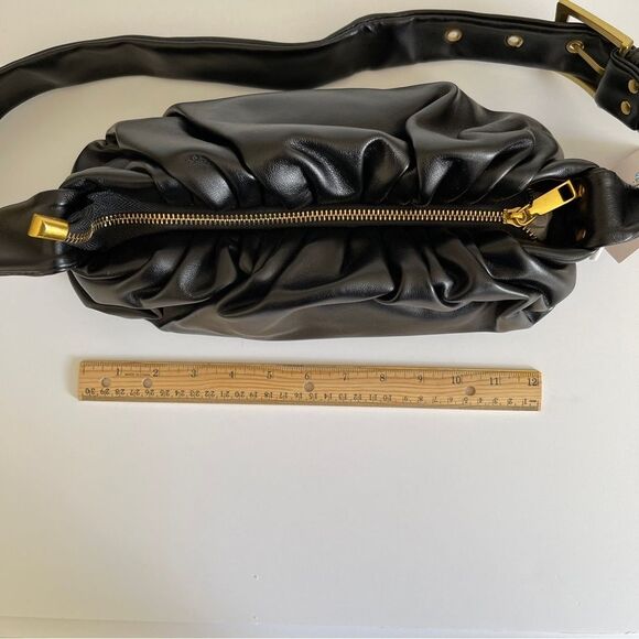 ๐ค Most Wanted Cloud Crossbody Bag โ Black, Non-Leather โ NWT - Picture 9 of 16